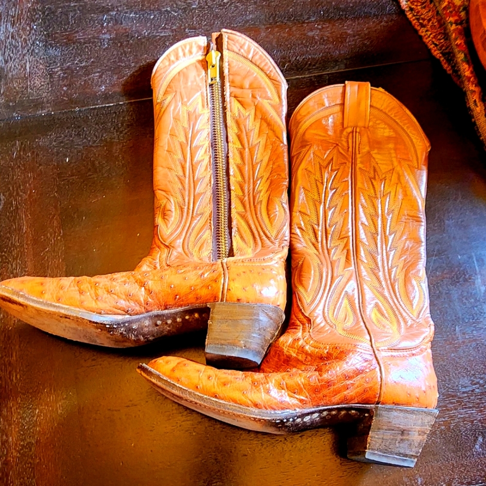 Luskey Vintage Leather Boots. Size7